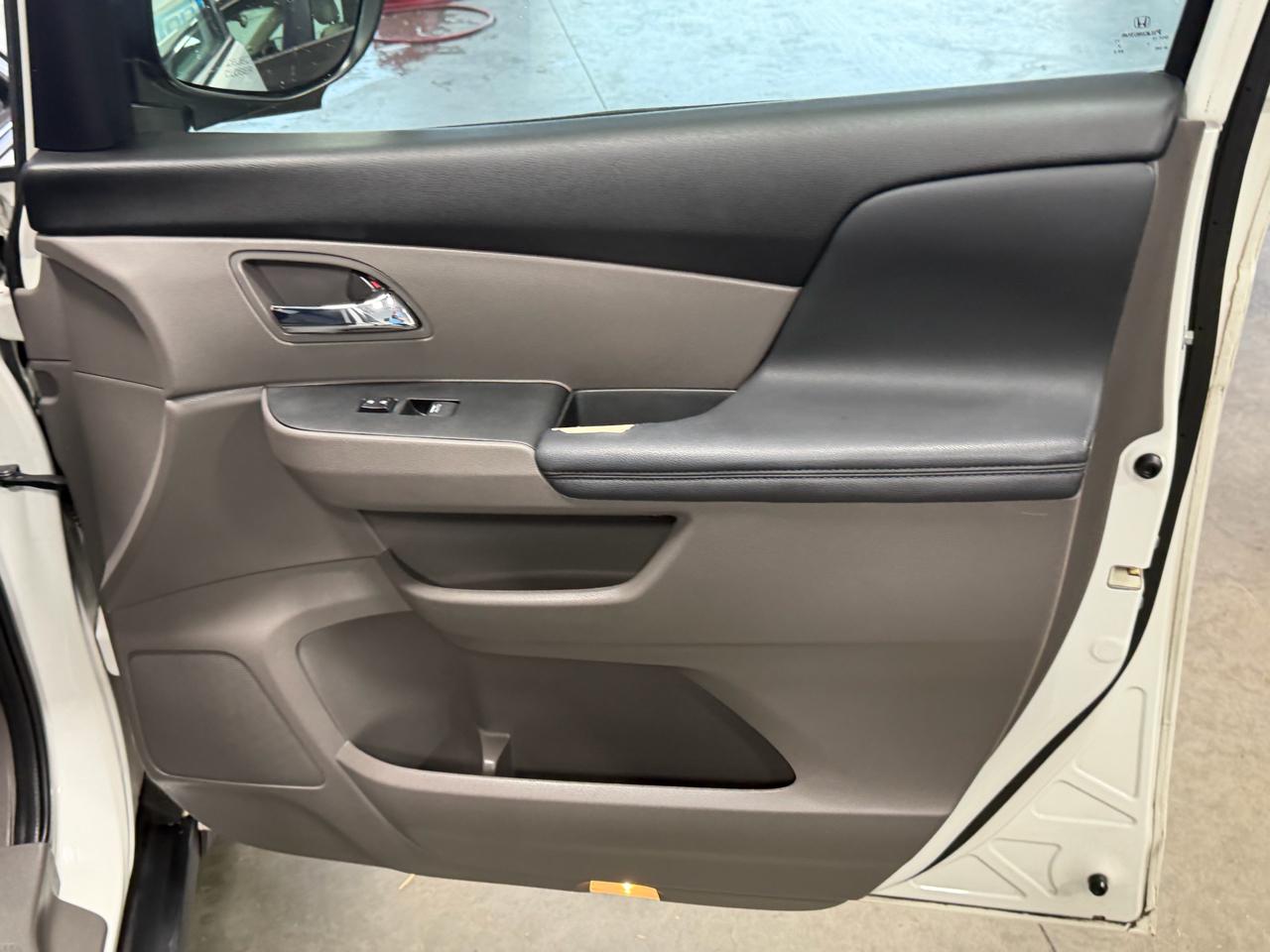 Honda Odyssey 5dr EX-L 2015