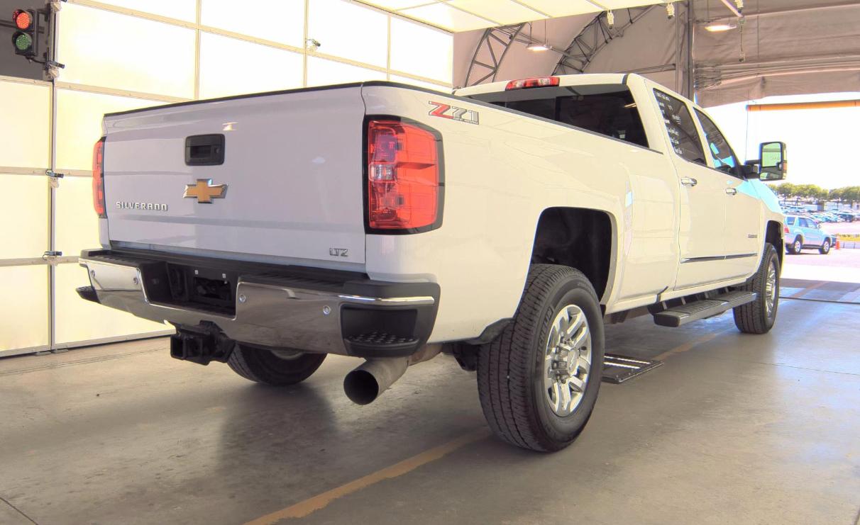 Chevrolet Silverado 3500HD 4WD Crew Cab 167.7" LTZ 2018