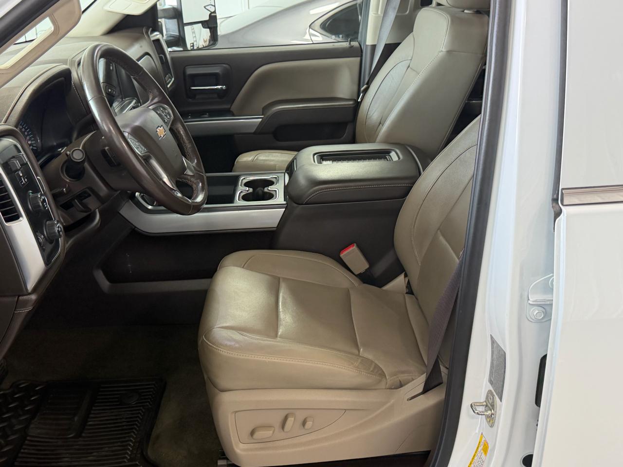 Chevrolet Silverado 3500HD 4WD Crew Cab 167.7" LTZ 2018