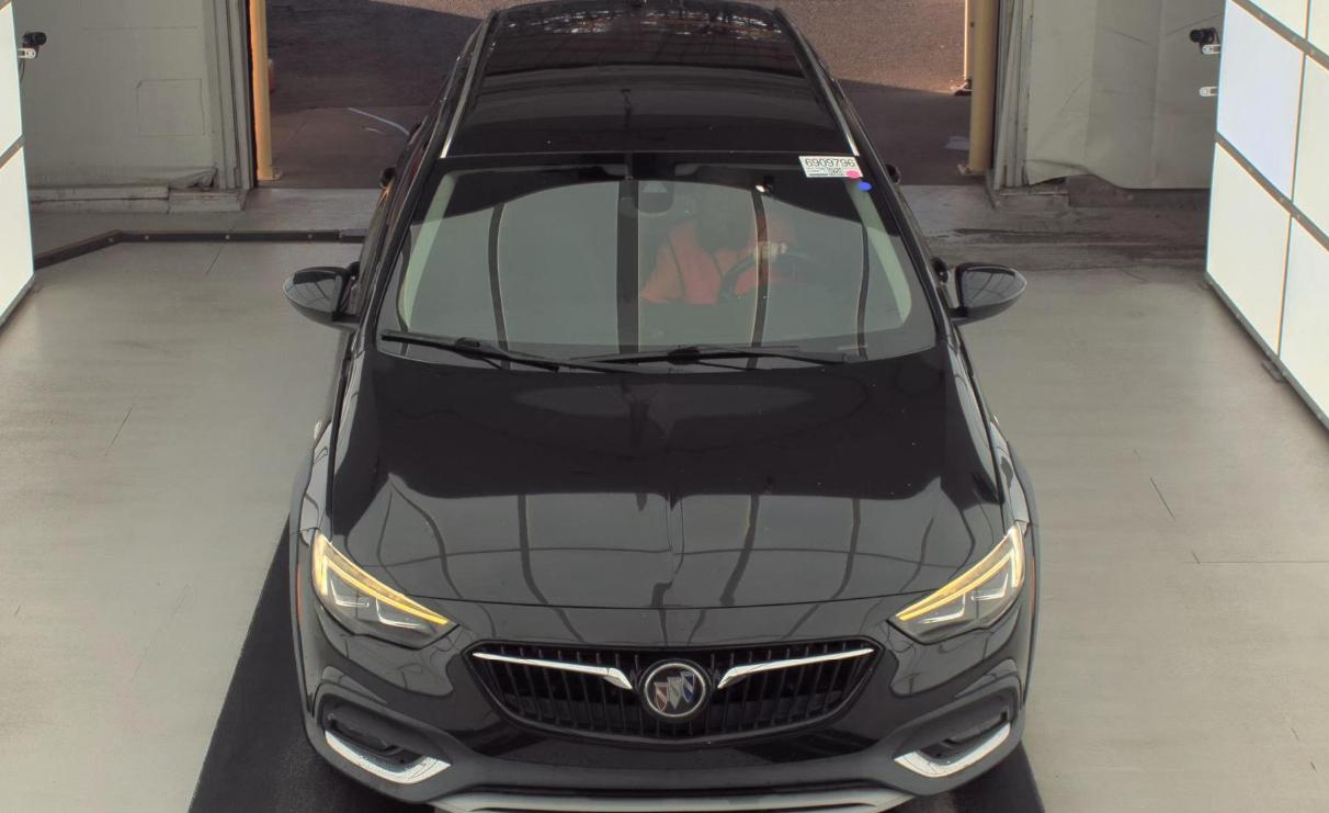 Buick Regal TourX 5dr Wgn Essence AWD 2018