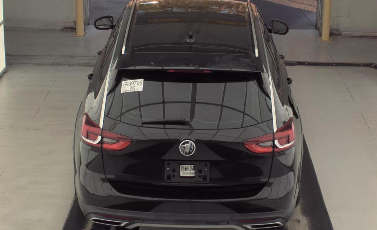 Buick Regal TourX 5dr Wgn Essence AWD 2018