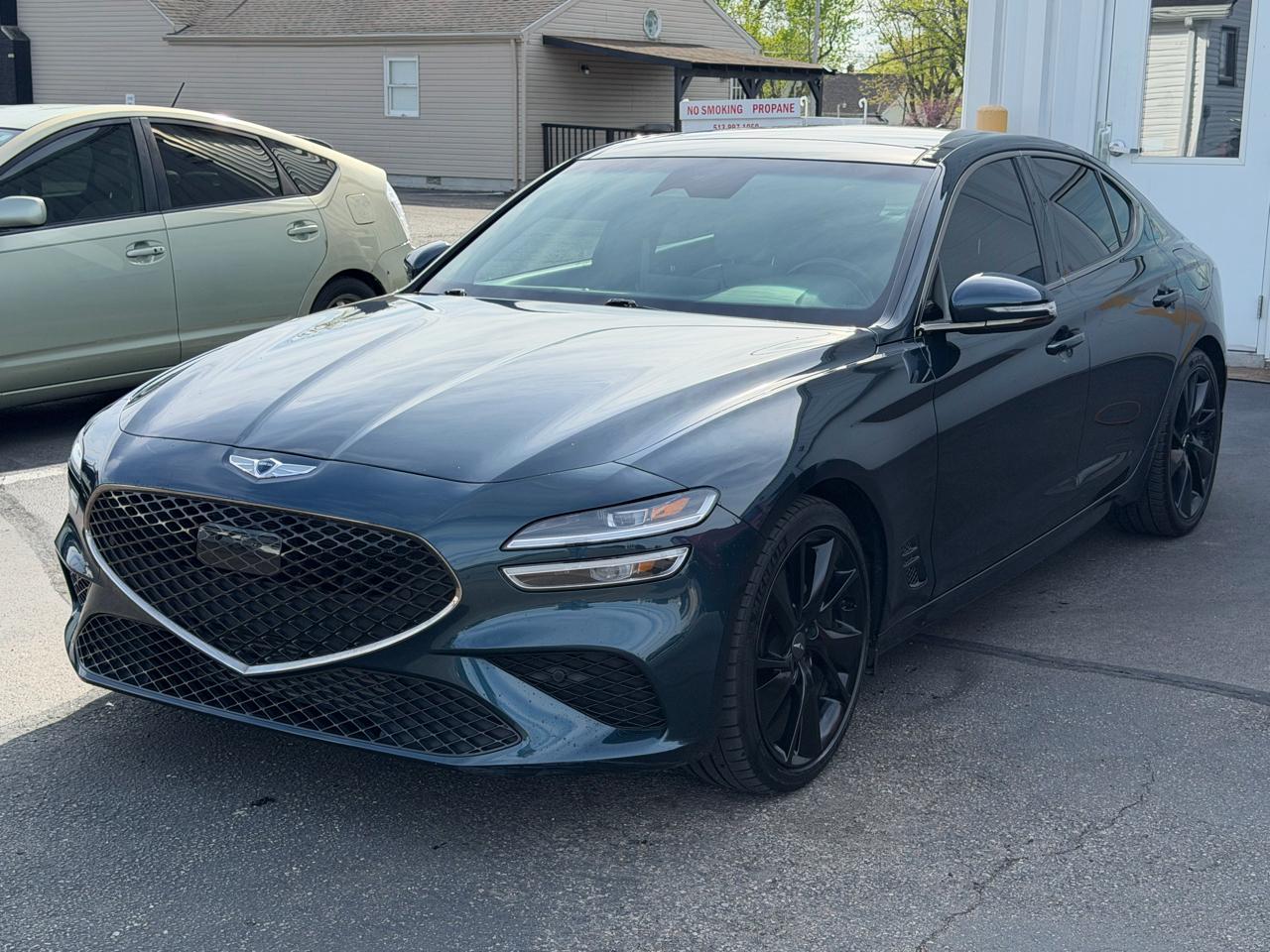 Genesis G70 2.0T RWD 2023