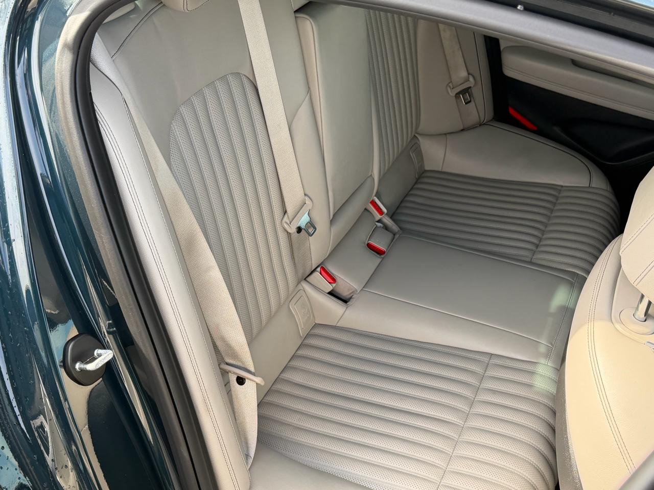 Genesis G70 2.0T RWD 2023