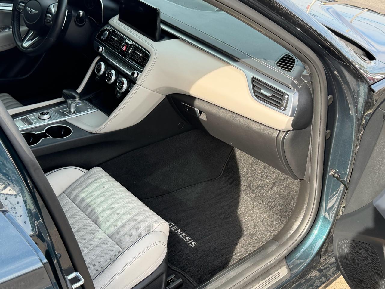 Genesis G70 2.0T RWD 2023