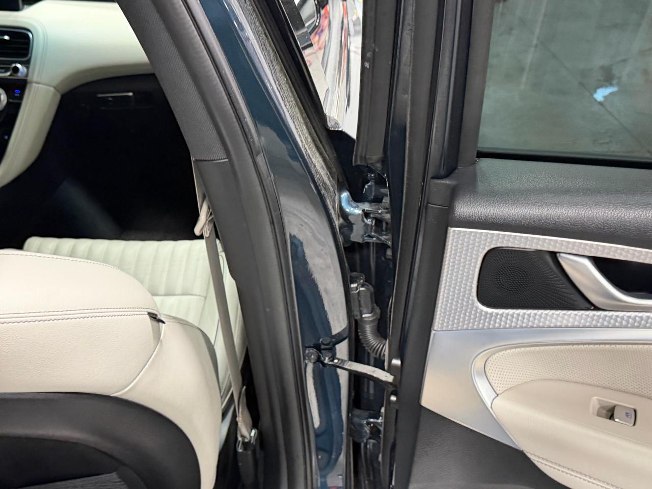 Genesis G70 2.0T RWD 2023