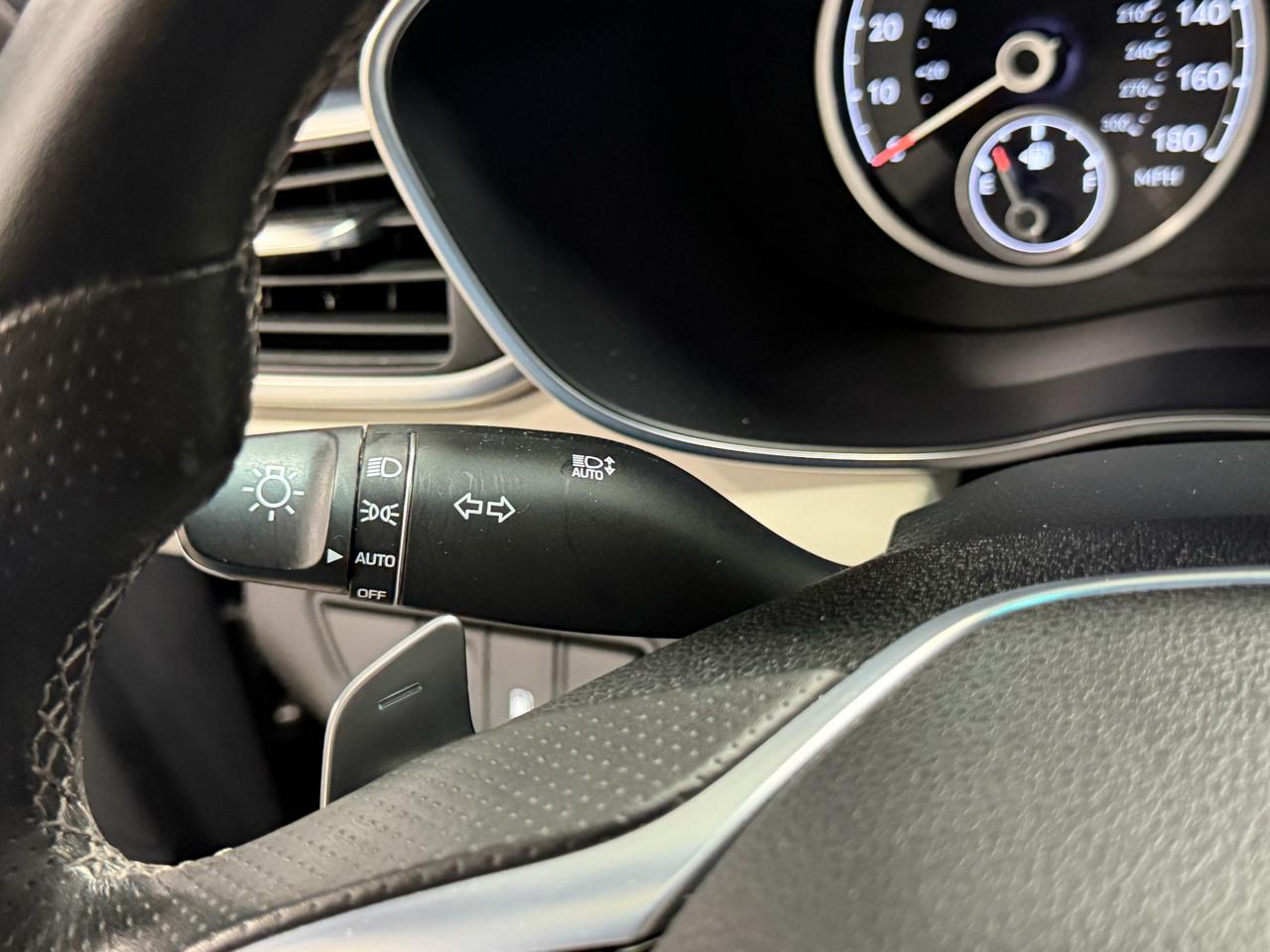 Genesis G70 2.0T RWD 2023