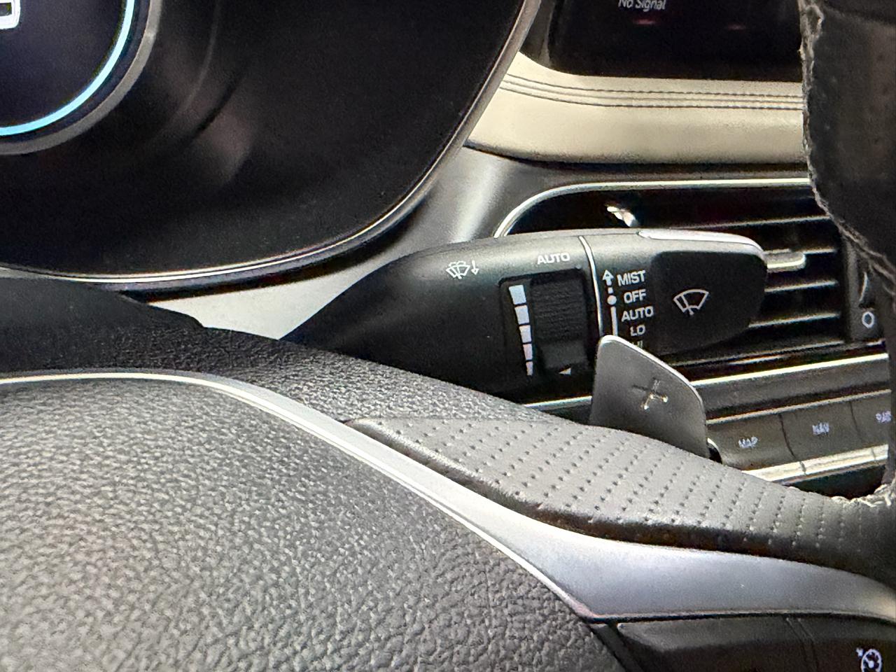 Genesis G70 2.0T RWD 2023