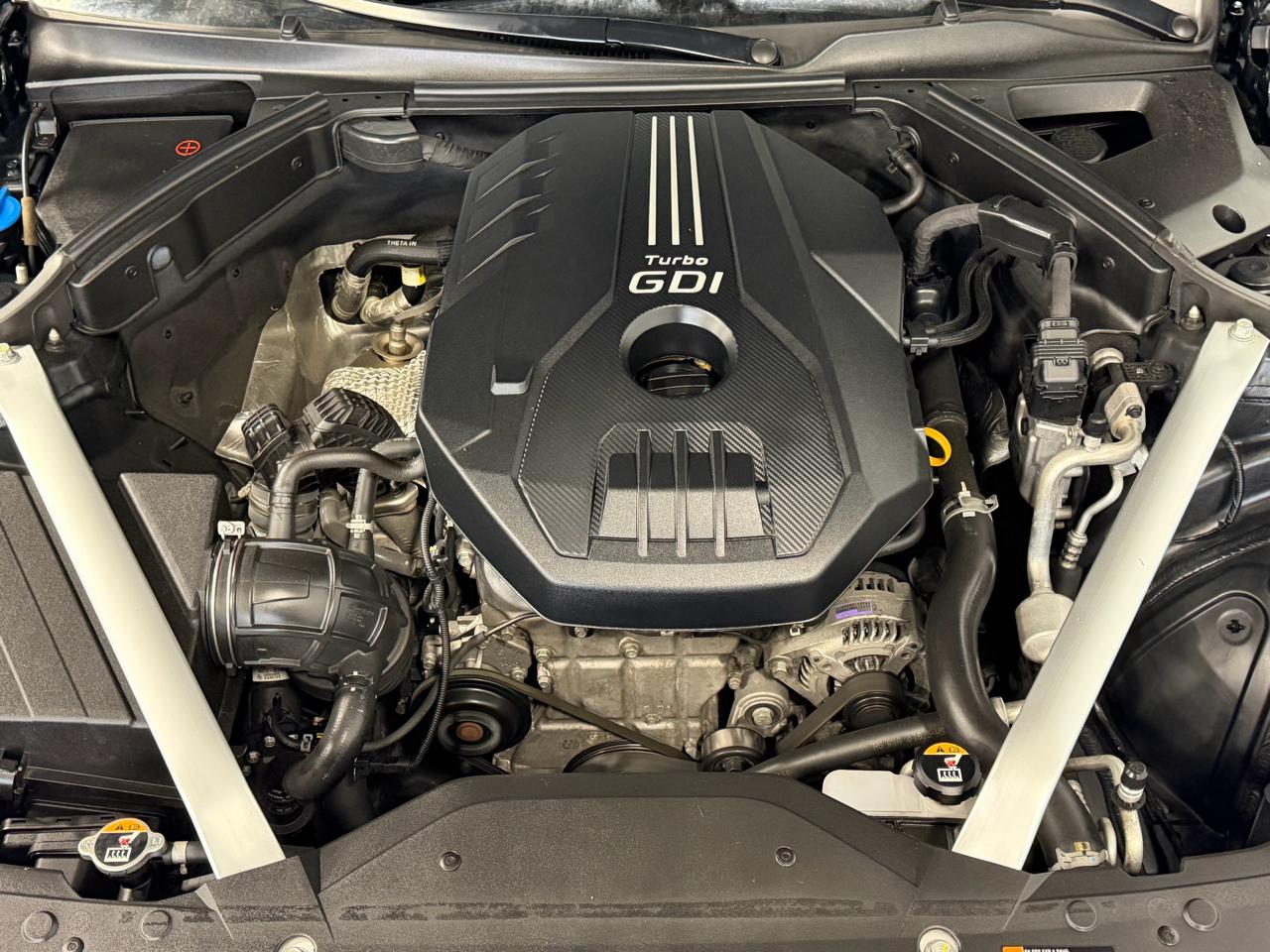 Genesis G70 2.0T RWD 2023