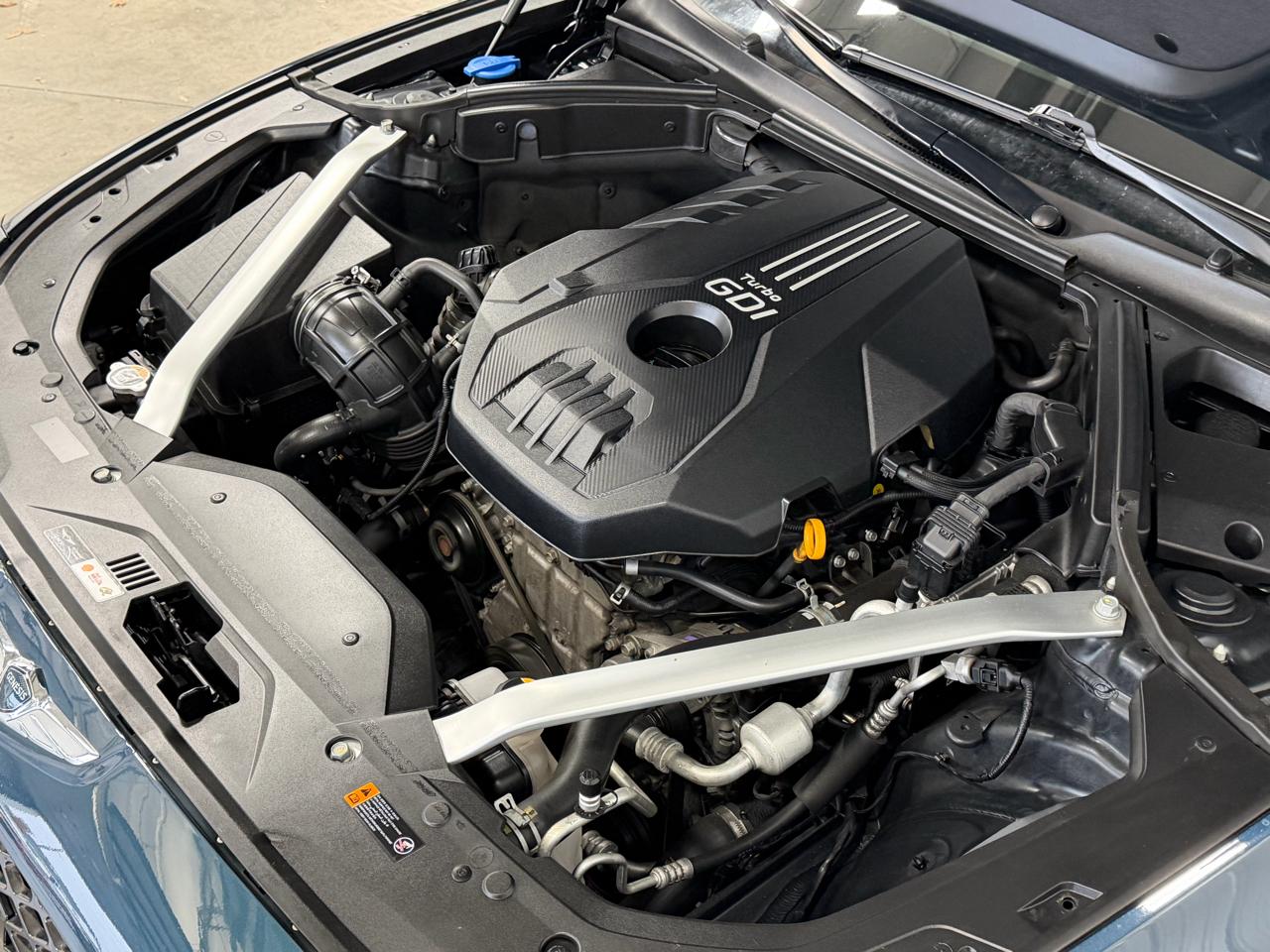 Genesis G70 2.0T RWD 2023