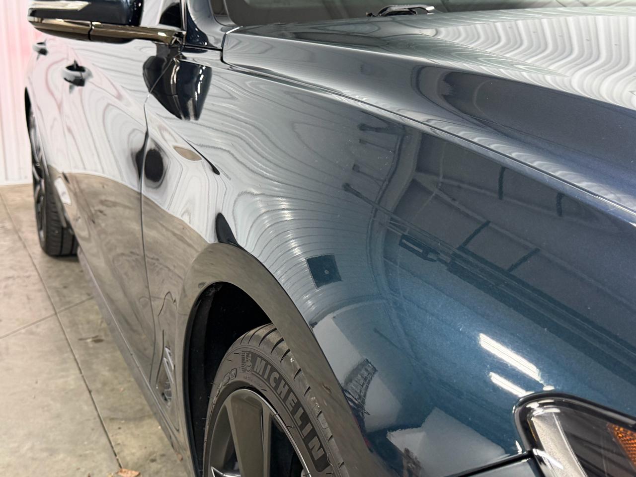 Genesis G70 2.0T RWD 2023