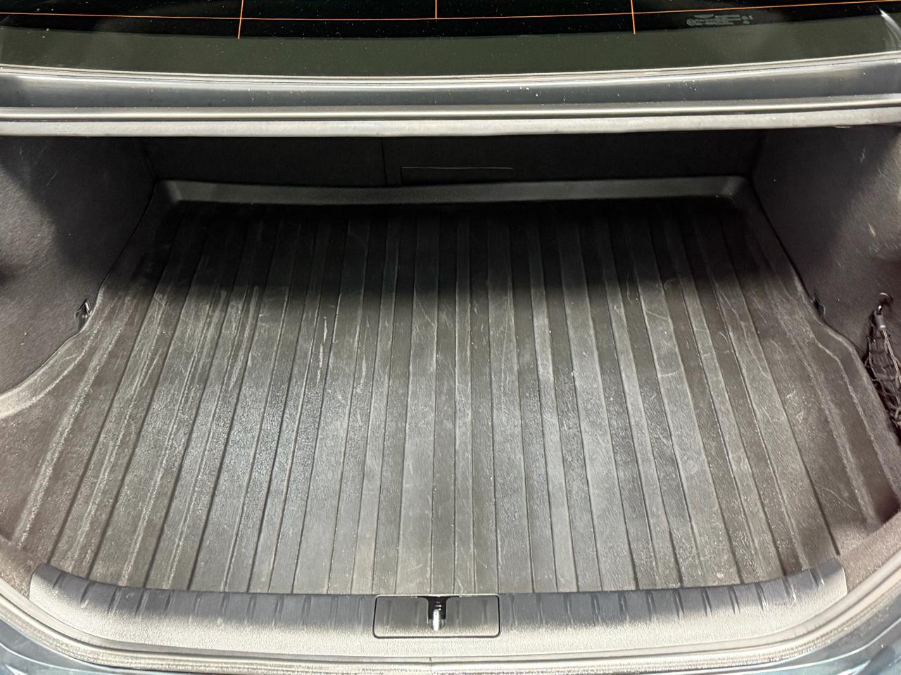 Genesis G70 2.0T RWD 2023