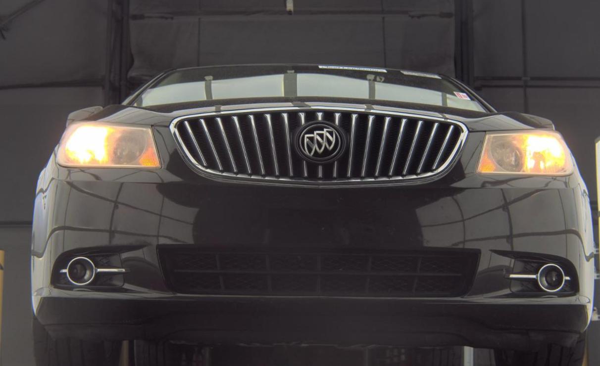 Buick LaCrosse 4dr Sdn Leather FWD 2013