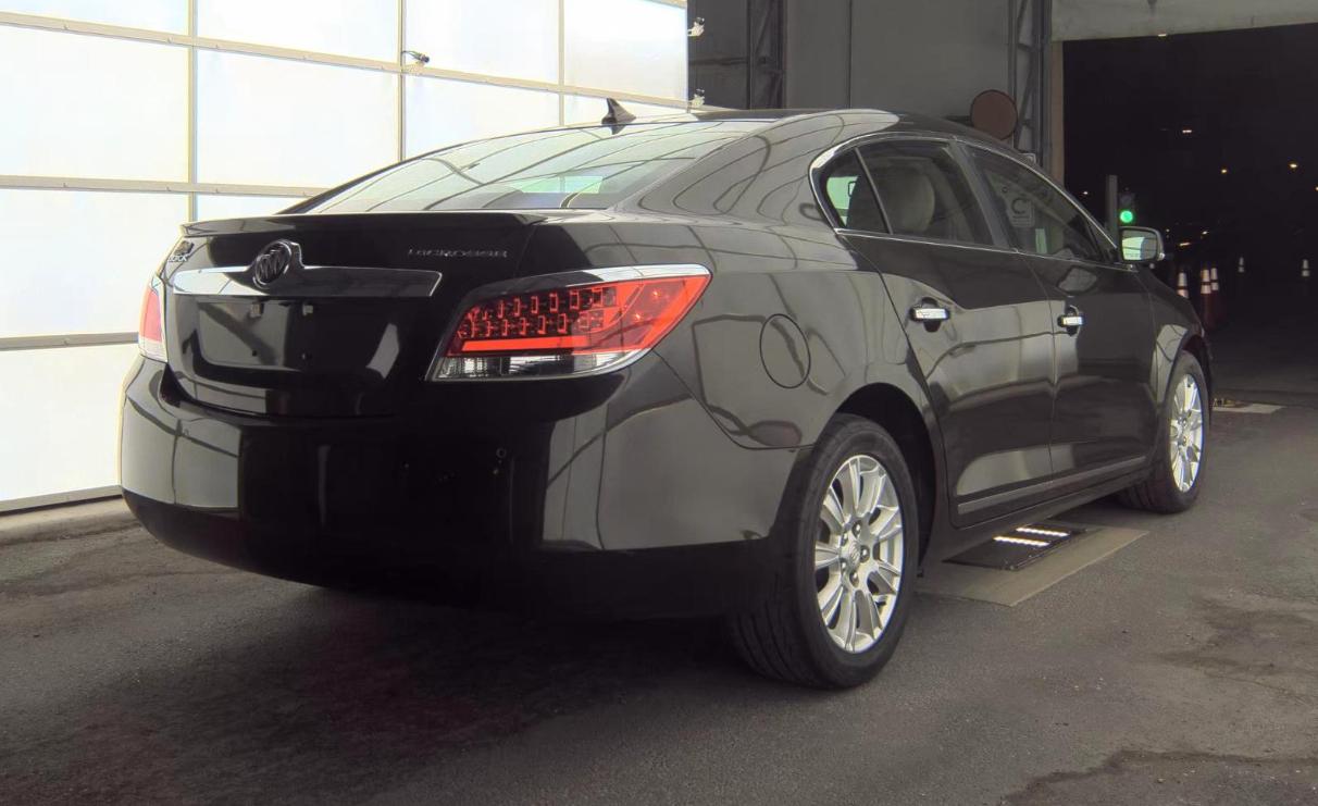 Buick LaCrosse 4dr Sdn Leather FWD 2013