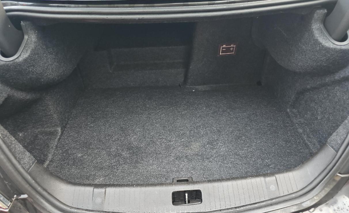 Buick LaCrosse 4dr Sdn Leather FWD 2013