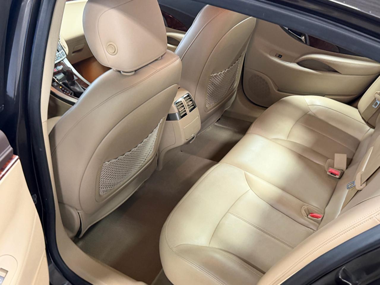 Buick LaCrosse 4dr Sdn Leather FWD 2013