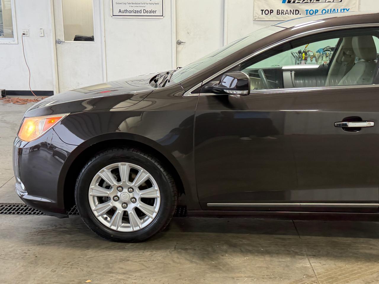Buick LaCrosse 4dr Sdn Leather FWD 2013
