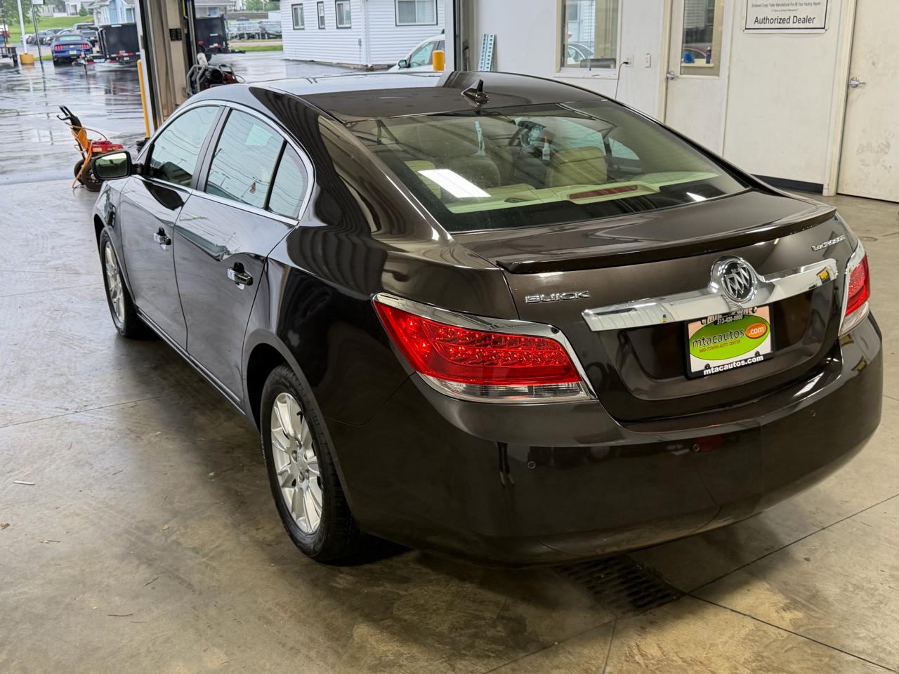 Buick LaCrosse 4dr Sdn Leather FWD 2013