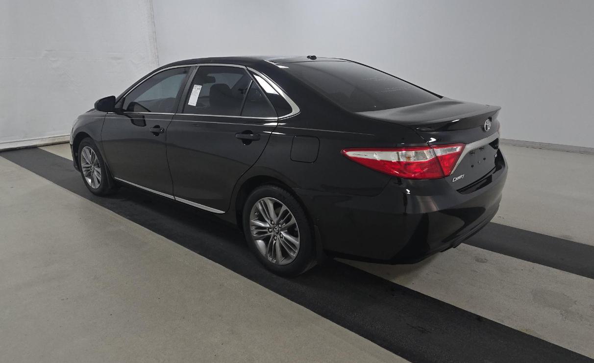 Toyota Camry XLE Auto (Natl) 2017