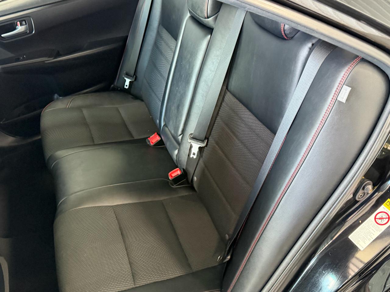Toyota Camry XLE Auto (Natl) 2017