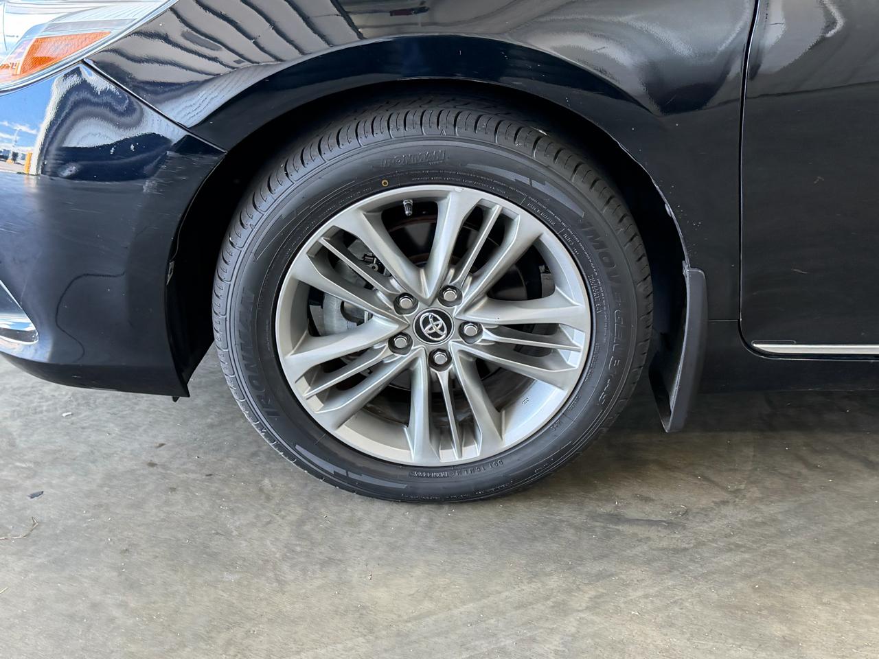 Toyota Camry XLE Auto (Natl) 2017