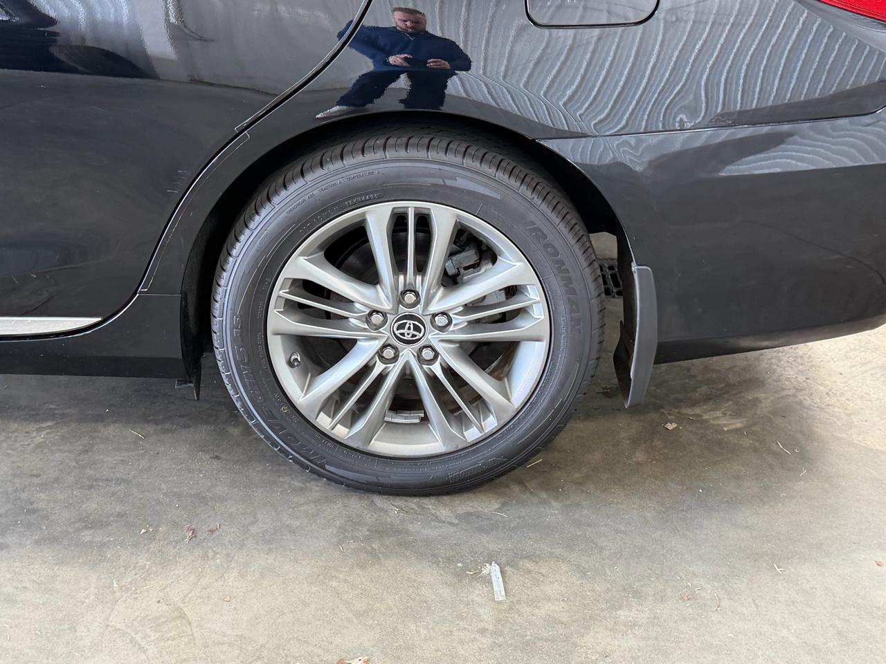 Toyota Camry XLE Auto (Natl) 2017