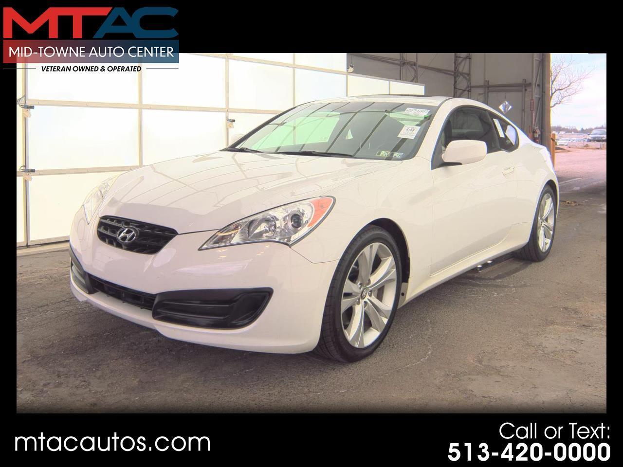 Hyundai Genesis Coupe 2dr I4 2.0T Auto Premium 2012
