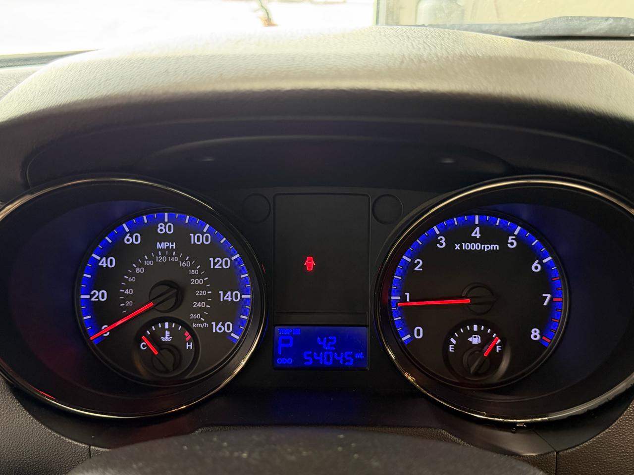 Hyundai Genesis Coupe 2dr I4 2.0T Auto Premium 2012