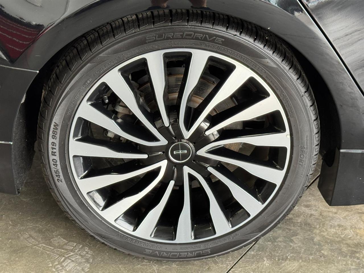 Lincoln MKZ Black Label AWD 2018