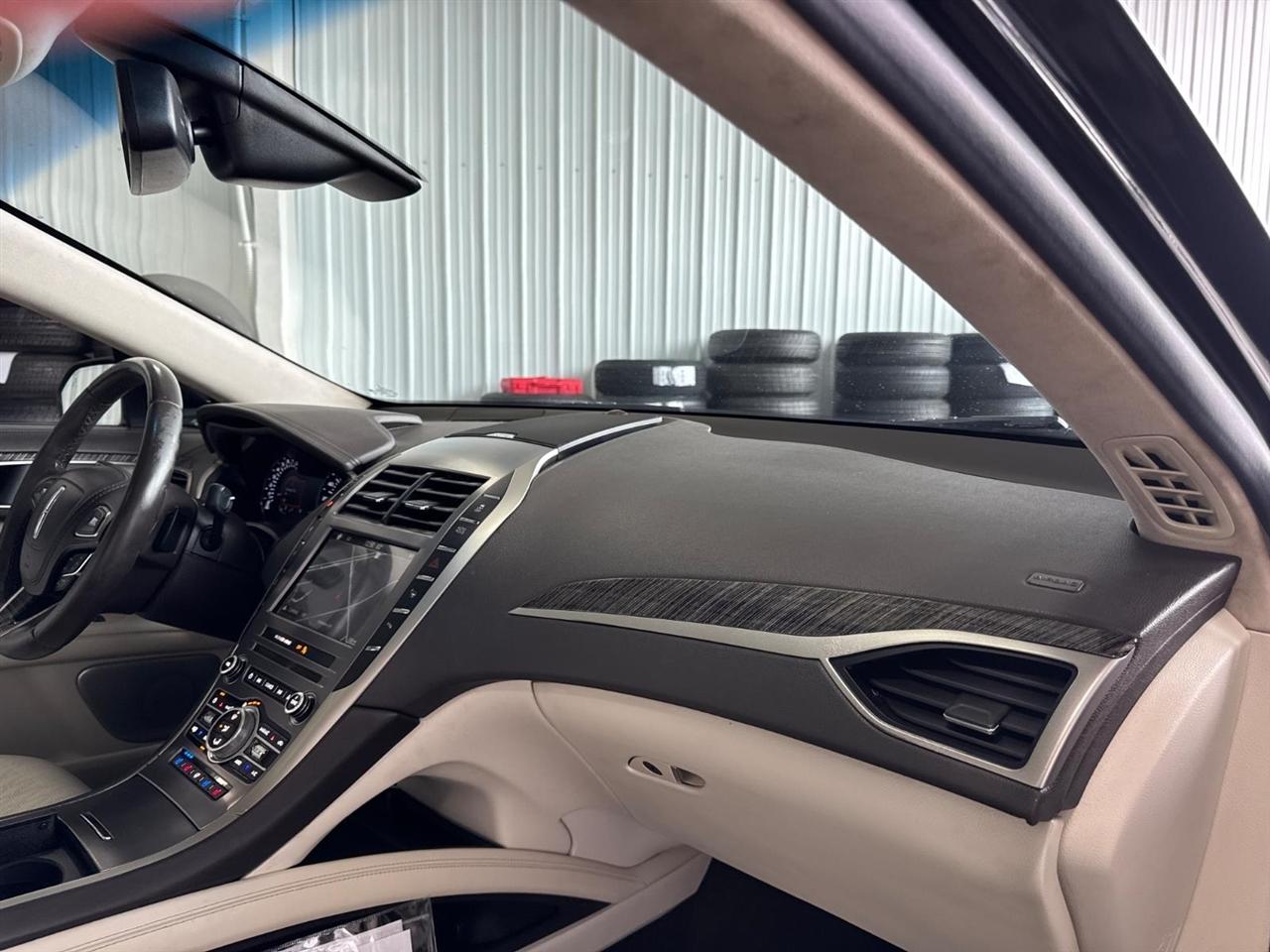 Lincoln MKZ Black Label AWD 2018