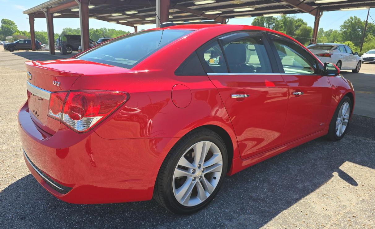Chevrolet Cruze 4dr Sdn LTZ 2015