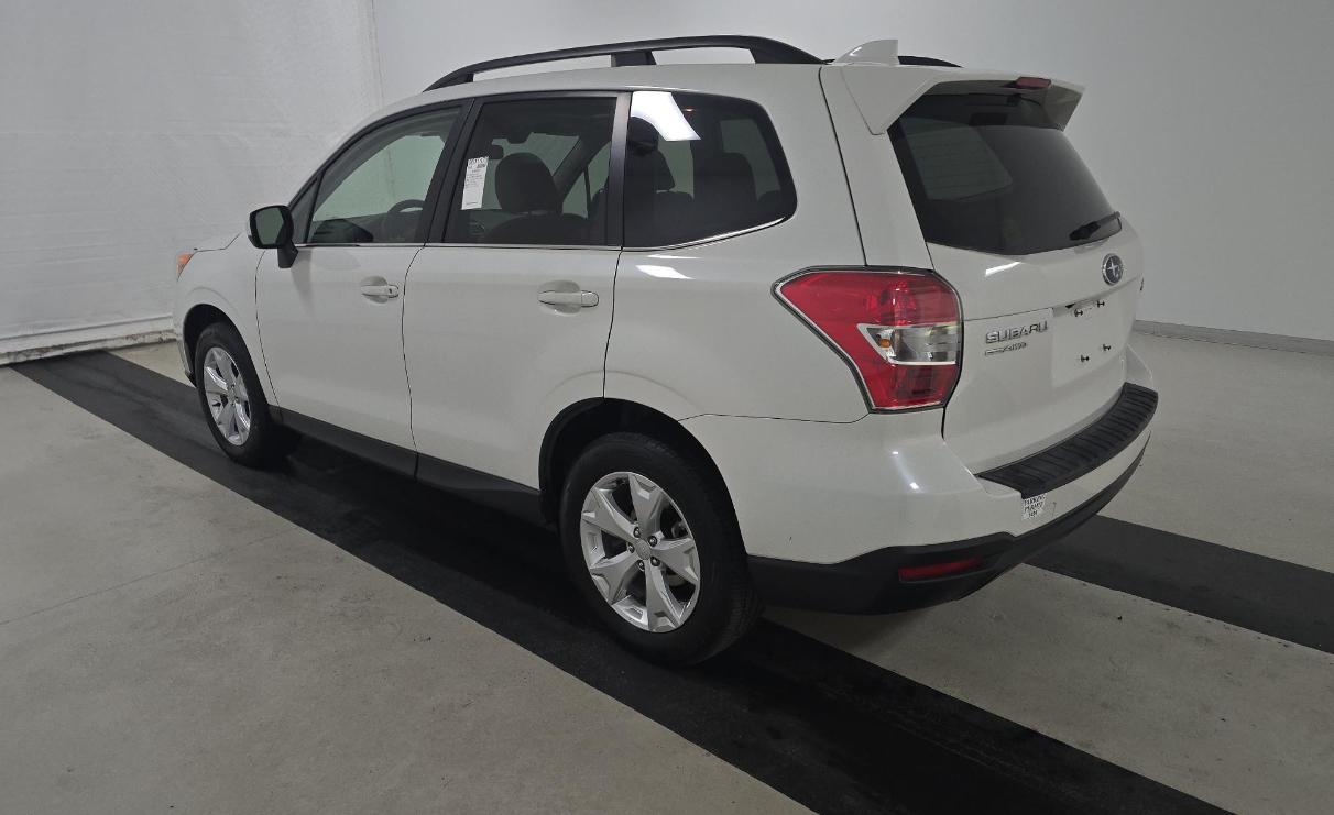 Subaru Forester 4dr CVT 2.5i Limited PZEV 2016