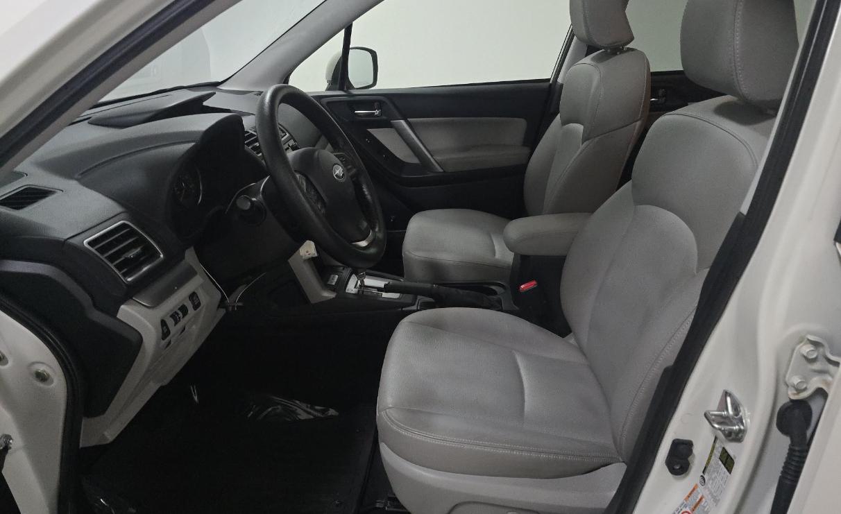 Subaru Forester 4dr CVT 2.5i Limited PZEV 2016