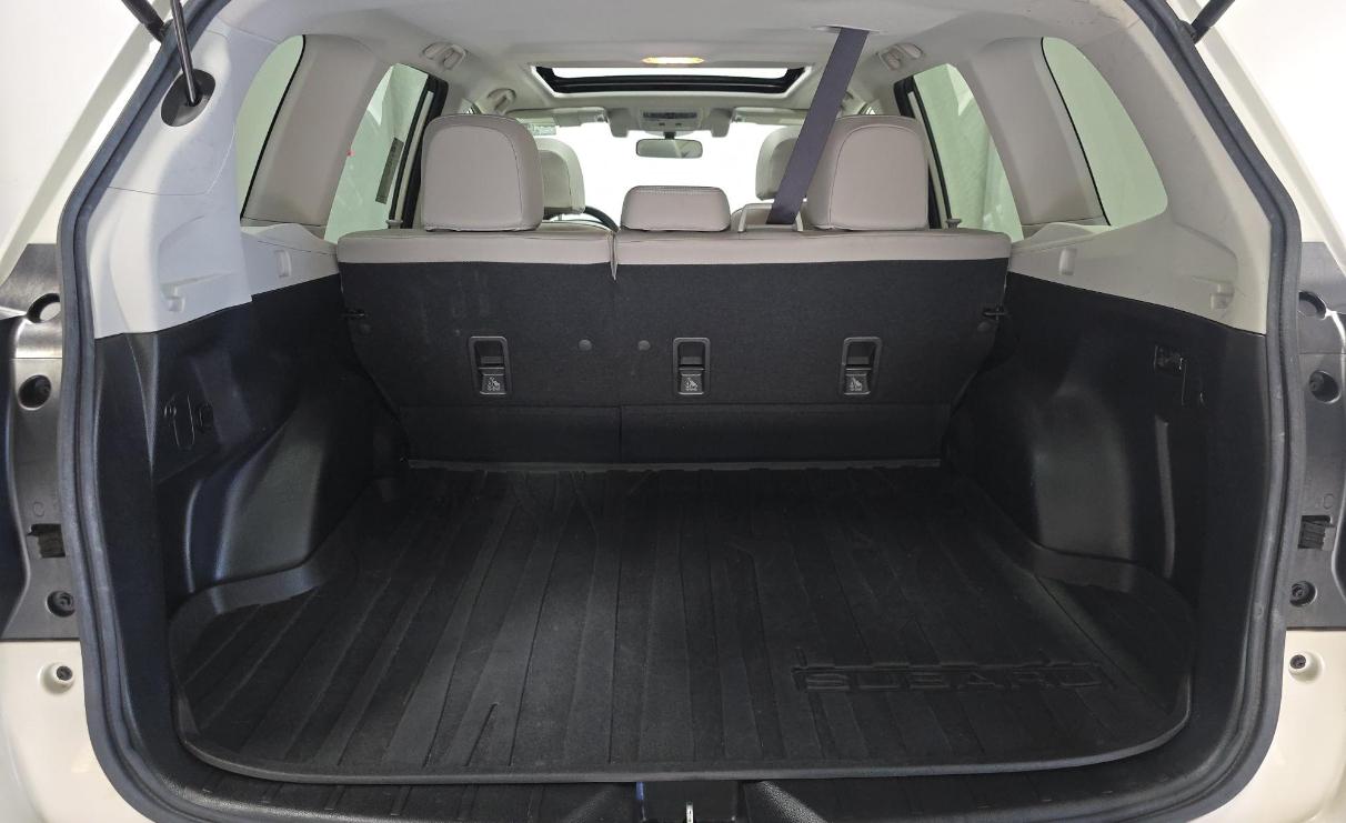 Subaru Forester 4dr CVT 2.5i Limited PZEV 2016