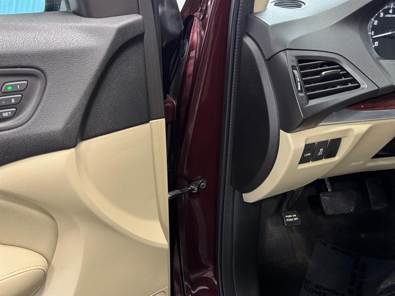 Acura MDX SH-AWD 4dr Tech Pkg 2014