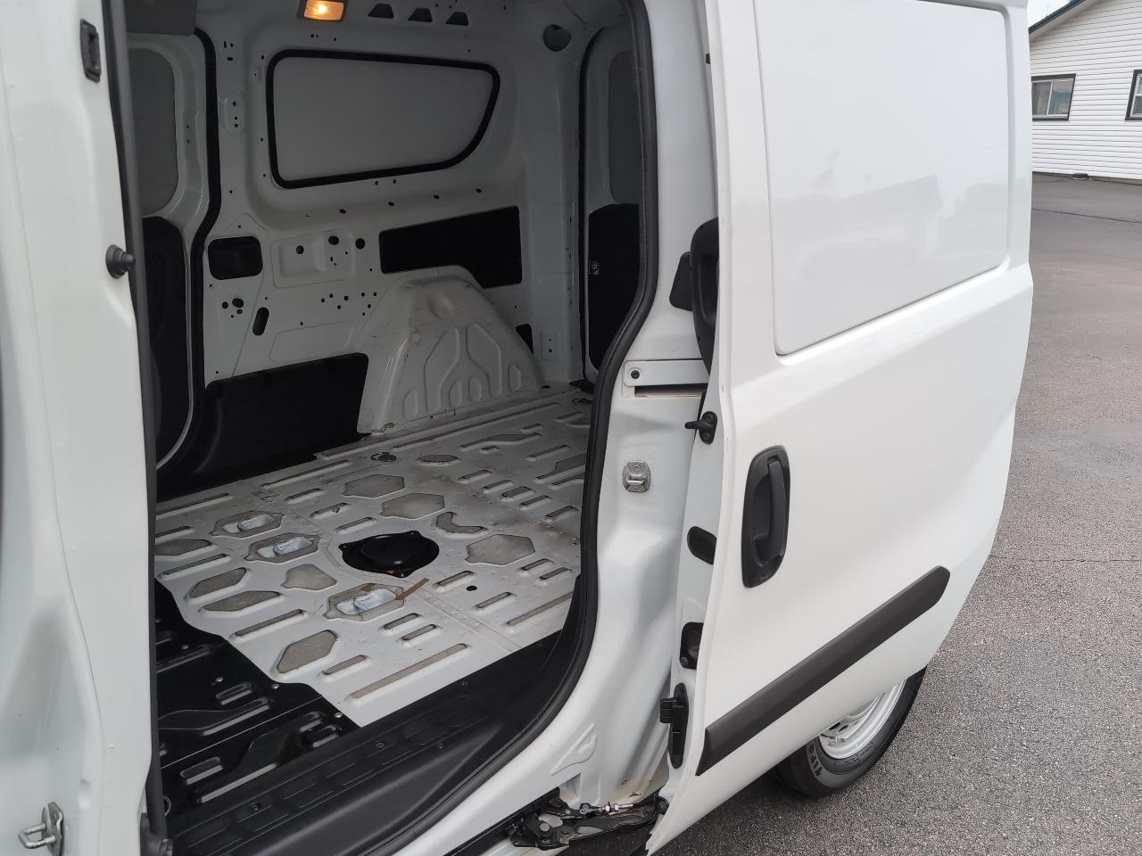 RAM ProMaster City Cargo Van Tradesman Van 2022