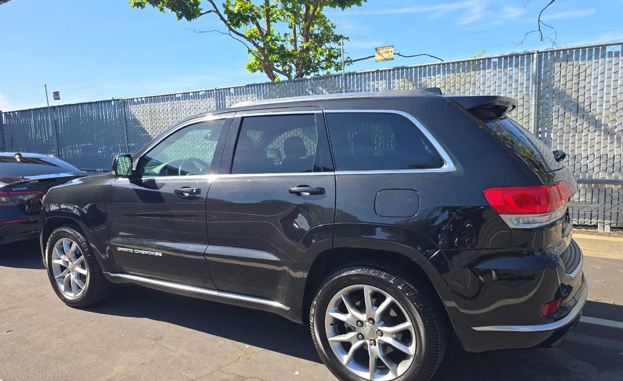 Jeep Grand Cherokee 4WD 4dr Summit 2016