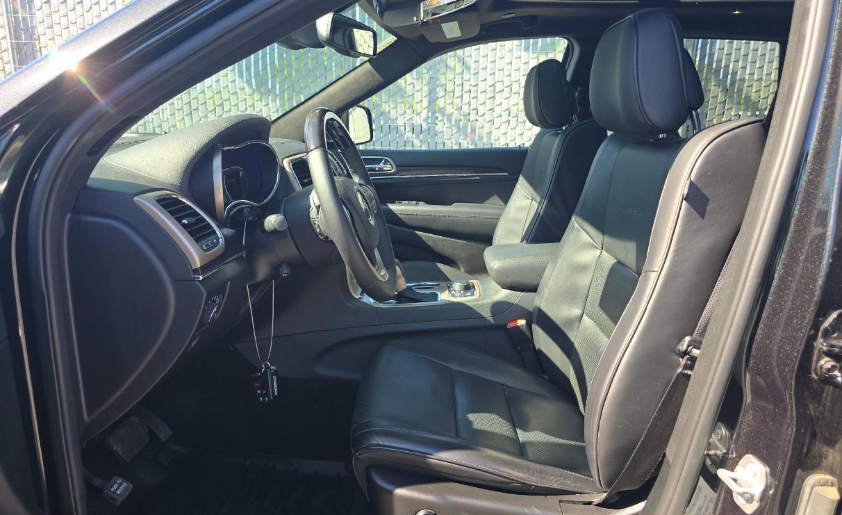 Jeep Grand Cherokee 4WD 4dr Summit 2016