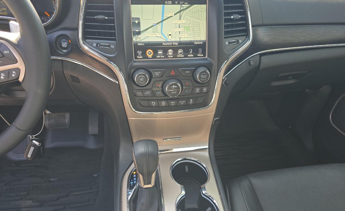 Jeep Grand Cherokee 4WD 4dr Summit 2016