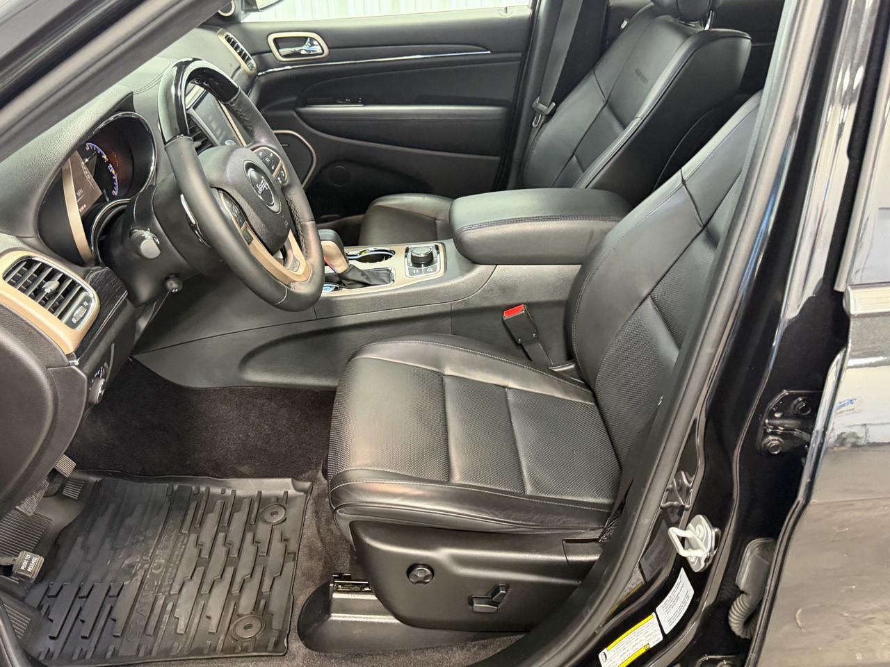 Jeep Grand Cherokee 4WD 4dr Summit 2016