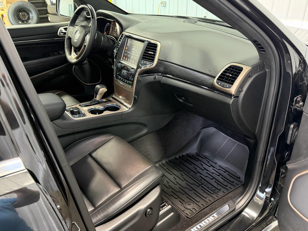 Jeep Grand Cherokee 4WD 4dr Summit 2016