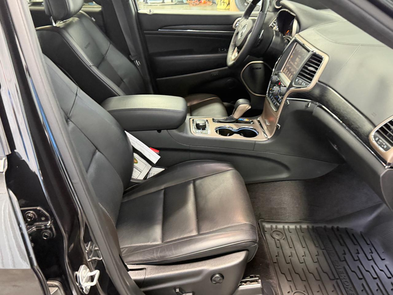 Jeep Grand Cherokee 4WD 4dr Summit 2016
