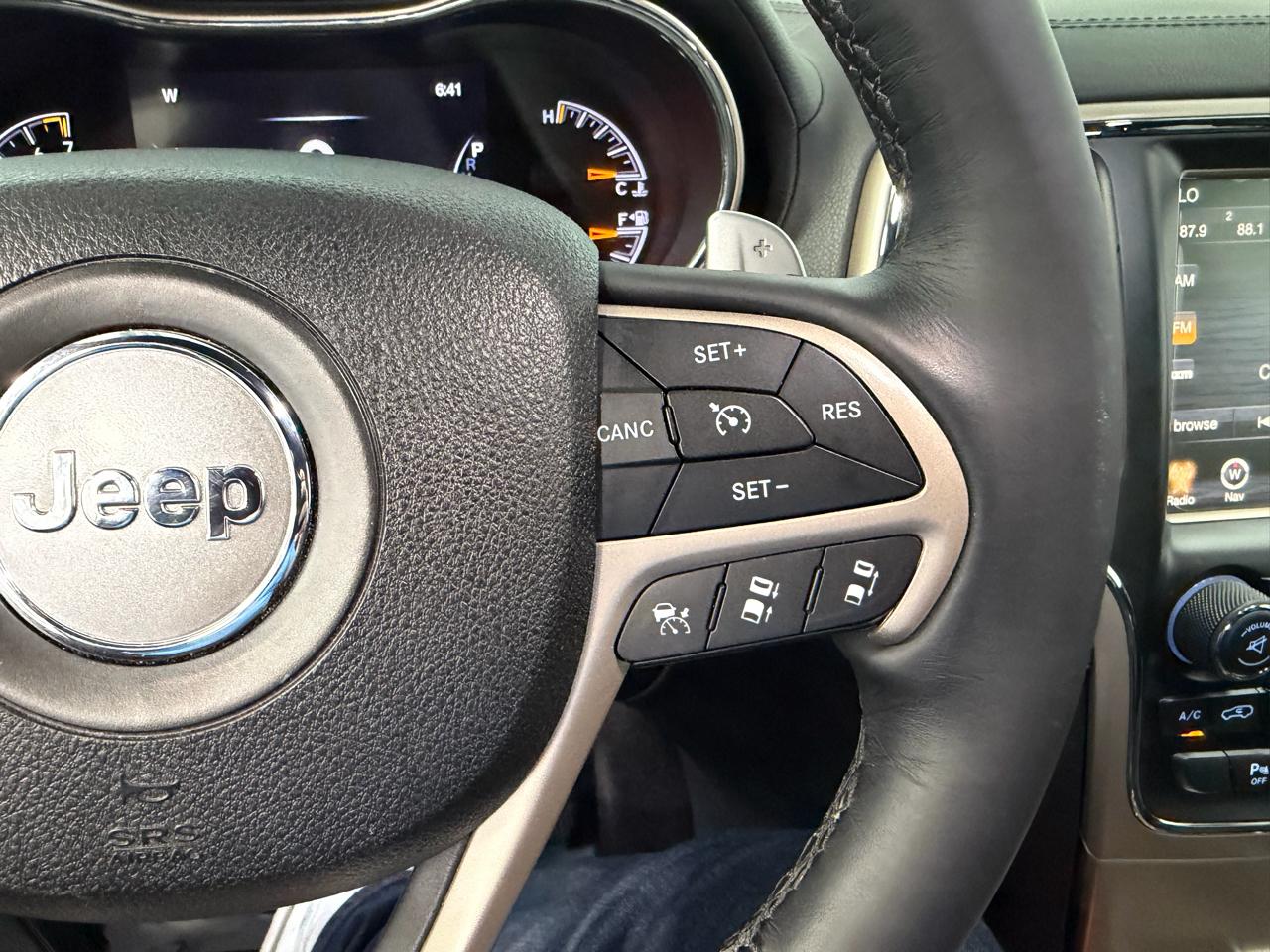 Jeep Grand Cherokee 4WD 4dr Summit 2016