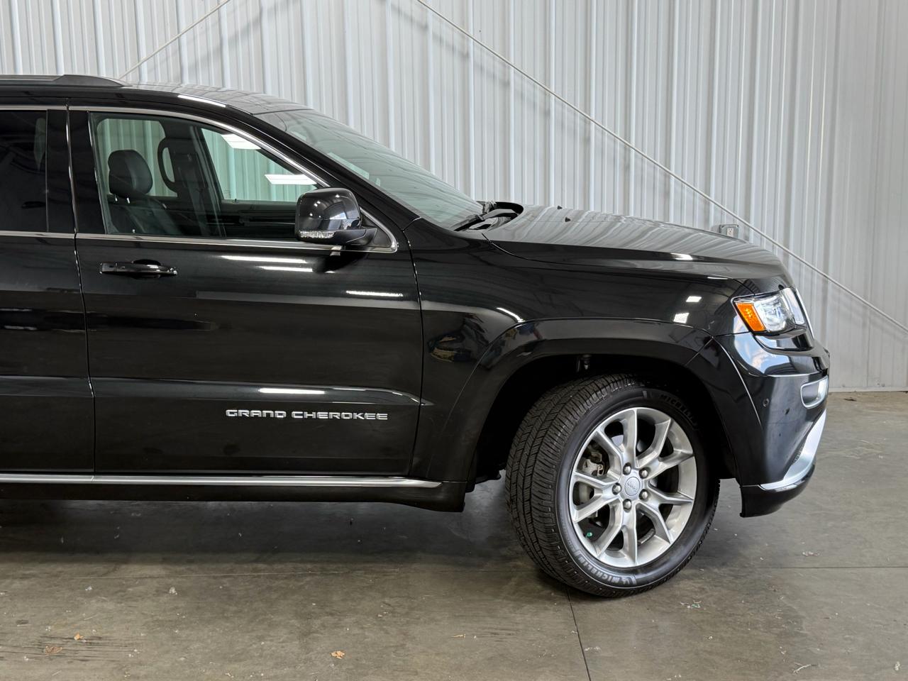 Jeep Grand Cherokee 4WD 4dr Summit 2016