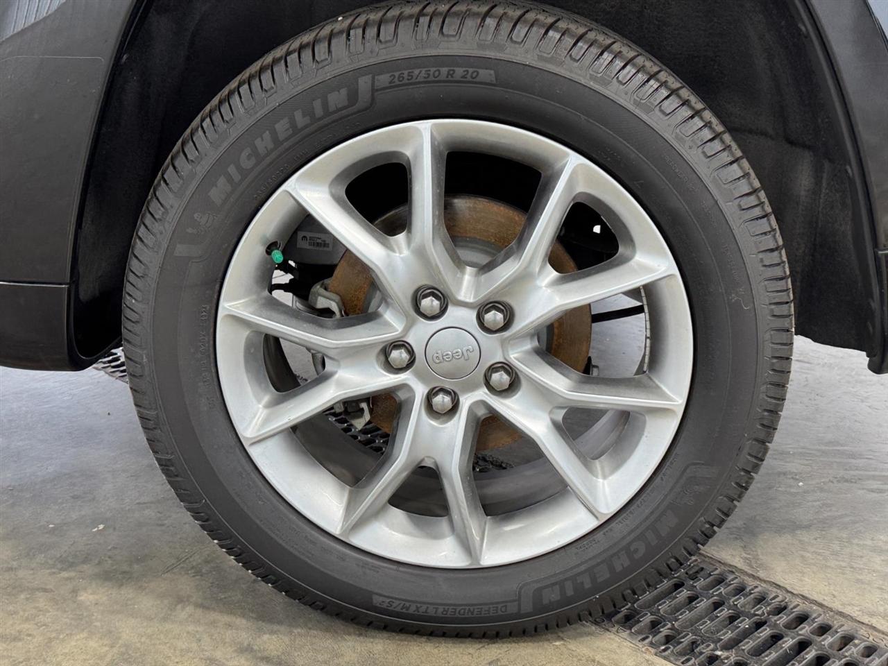 Jeep Grand Cherokee 4WD 4dr Summit 2016