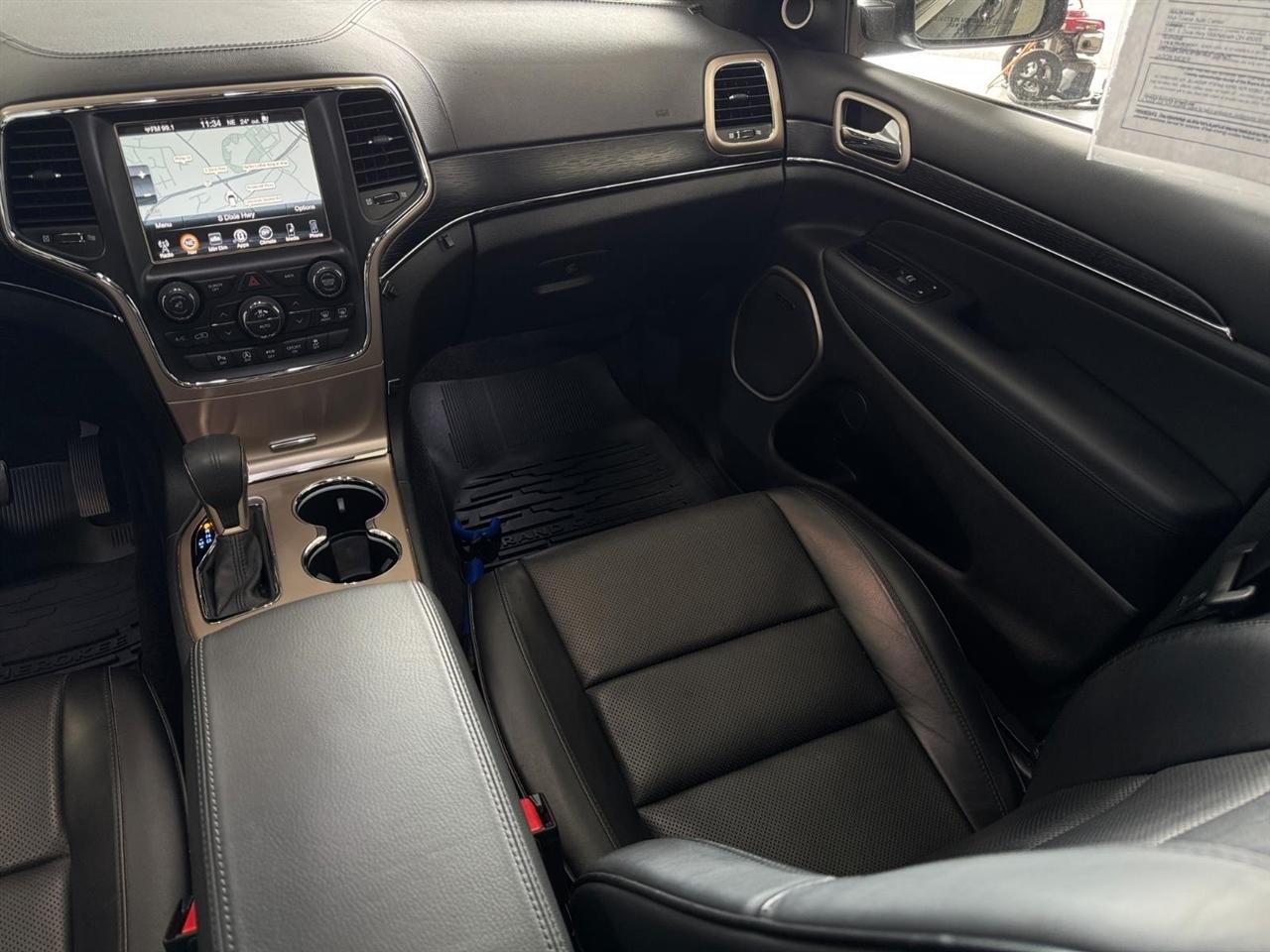 Jeep Grand Cherokee 4WD 4dr Summit 2016