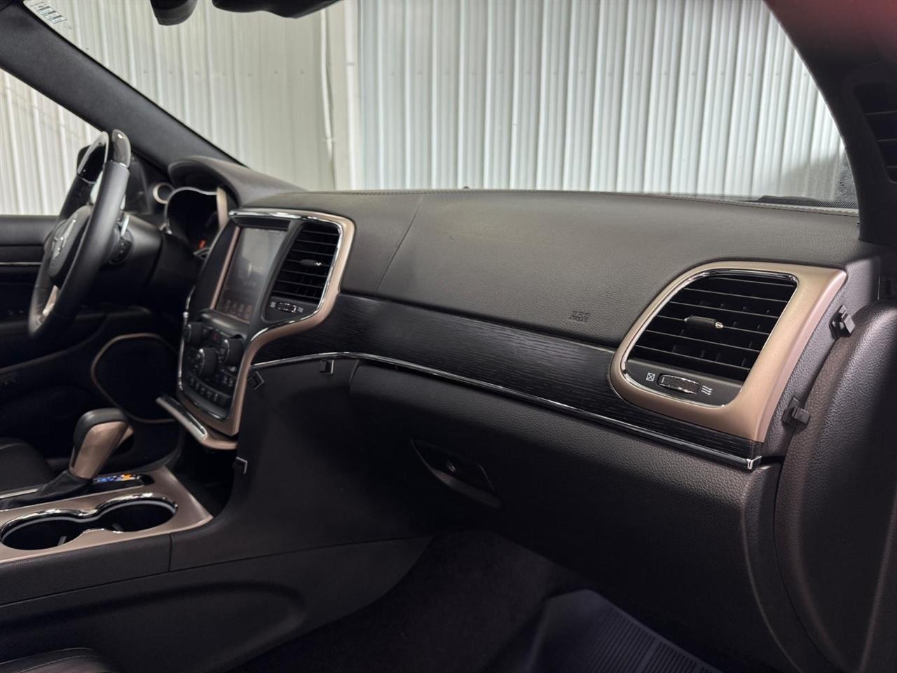 Jeep Grand Cherokee 4WD 4dr Summit 2016