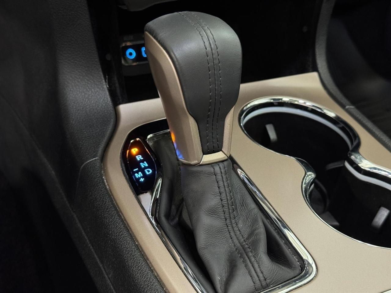 Jeep Grand Cherokee 4WD 4dr Summit 2016