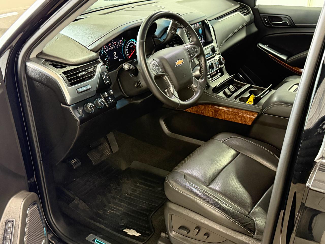Chevrolet Tahoe 4WD 4dr Premier 2018