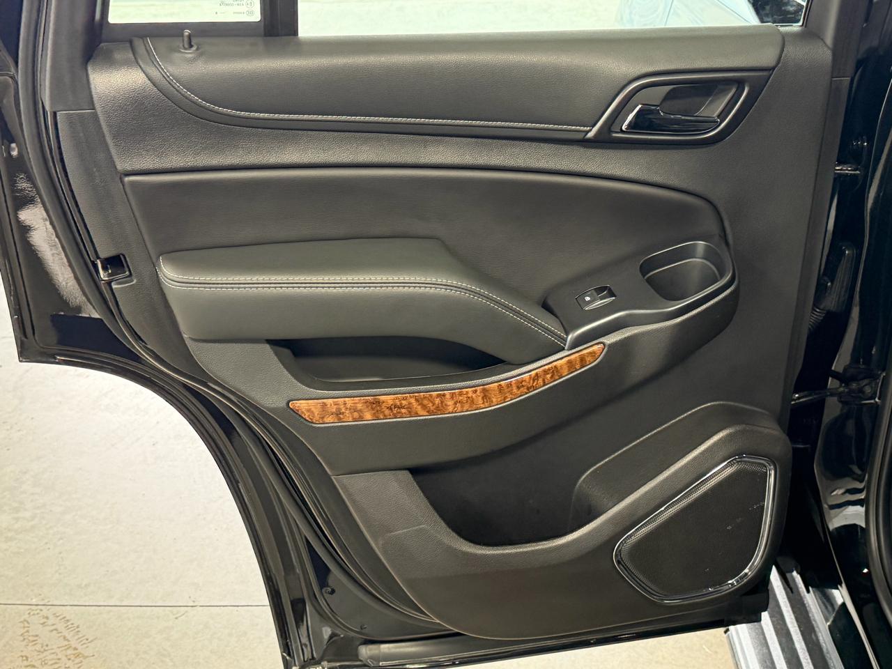 Chevrolet Tahoe 4WD 4dr Premier 2018