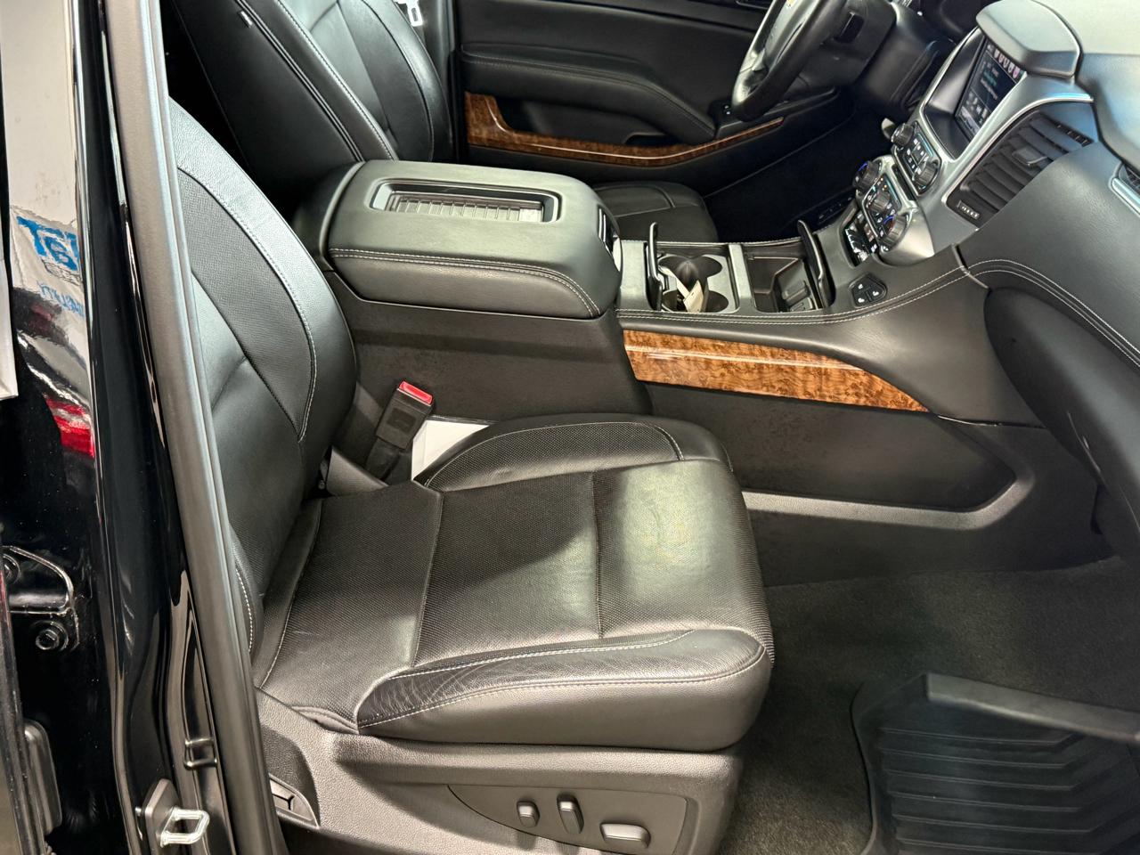 Chevrolet Tahoe 4WD 4dr Premier 2018